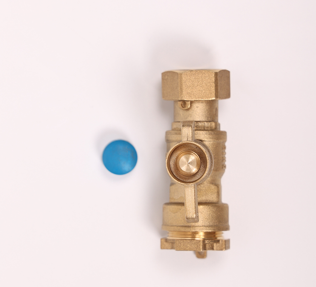 Brass straight lockable ball valve with Compression end NR-L008